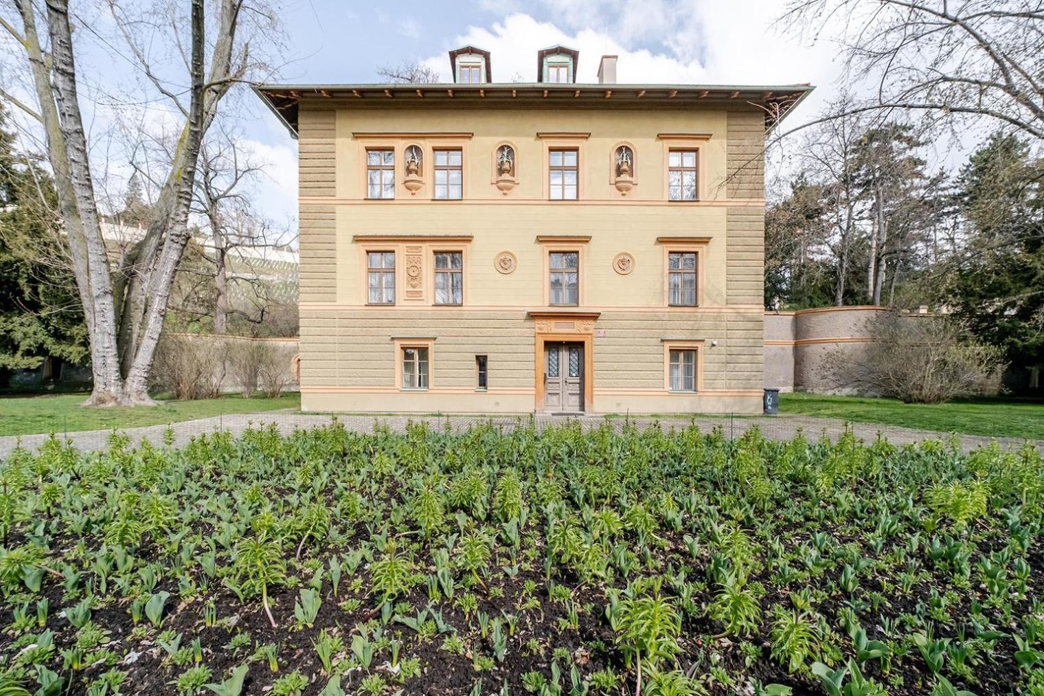 Apartment Blueground 10 Nr Park Foodie Area Prg-14